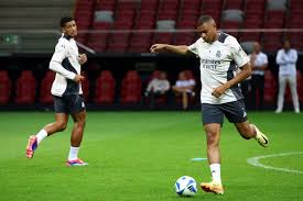 更拥有丰富 更拥有丰富